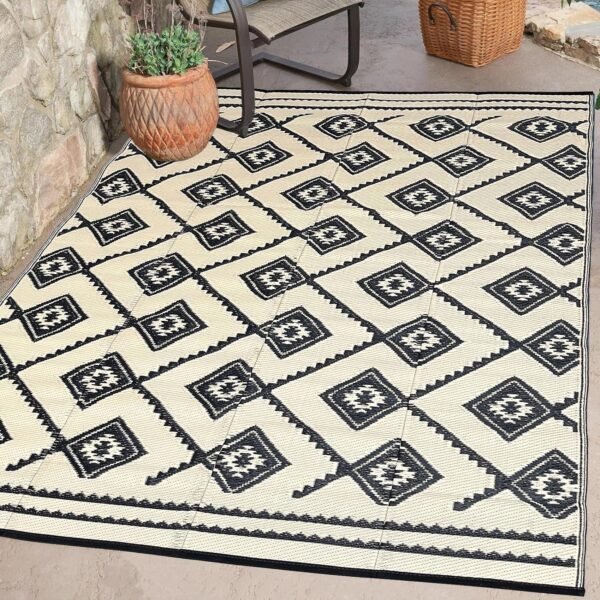Outdoor Rugs - Reversible Mats, 5'x8' Plastic Straw Rug for Patio Clearance Waterproof, Indoor Outdoor Area Rug Carpet for Outside, RV, Deck, Picnic, Beach, Trailer, Camping(Black & Beige)