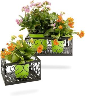 Farmlyn Creek Metal Hanging Planters for Outdoor Deck, Railing, Patio (Black, 2 Sizes, 2 Pack)